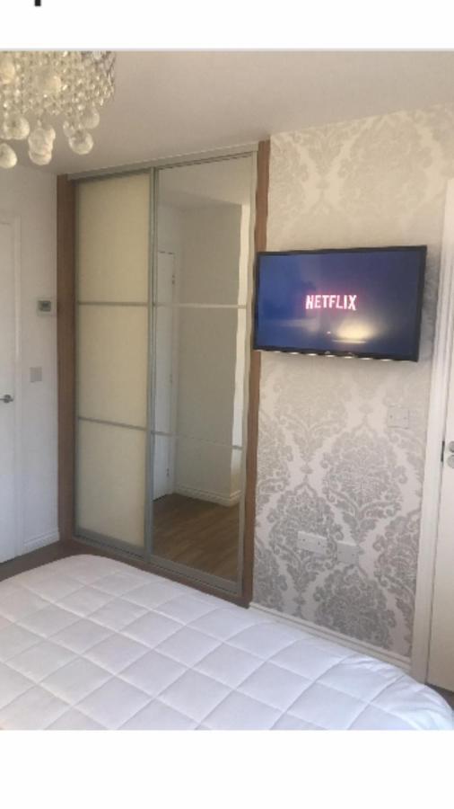 Double Room With En-Suite. Central For North West Rainhill Екстер'єр фото
