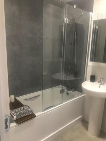 Double Room With En-Suite. Central For North West Rainhill Екстер'єр фото
